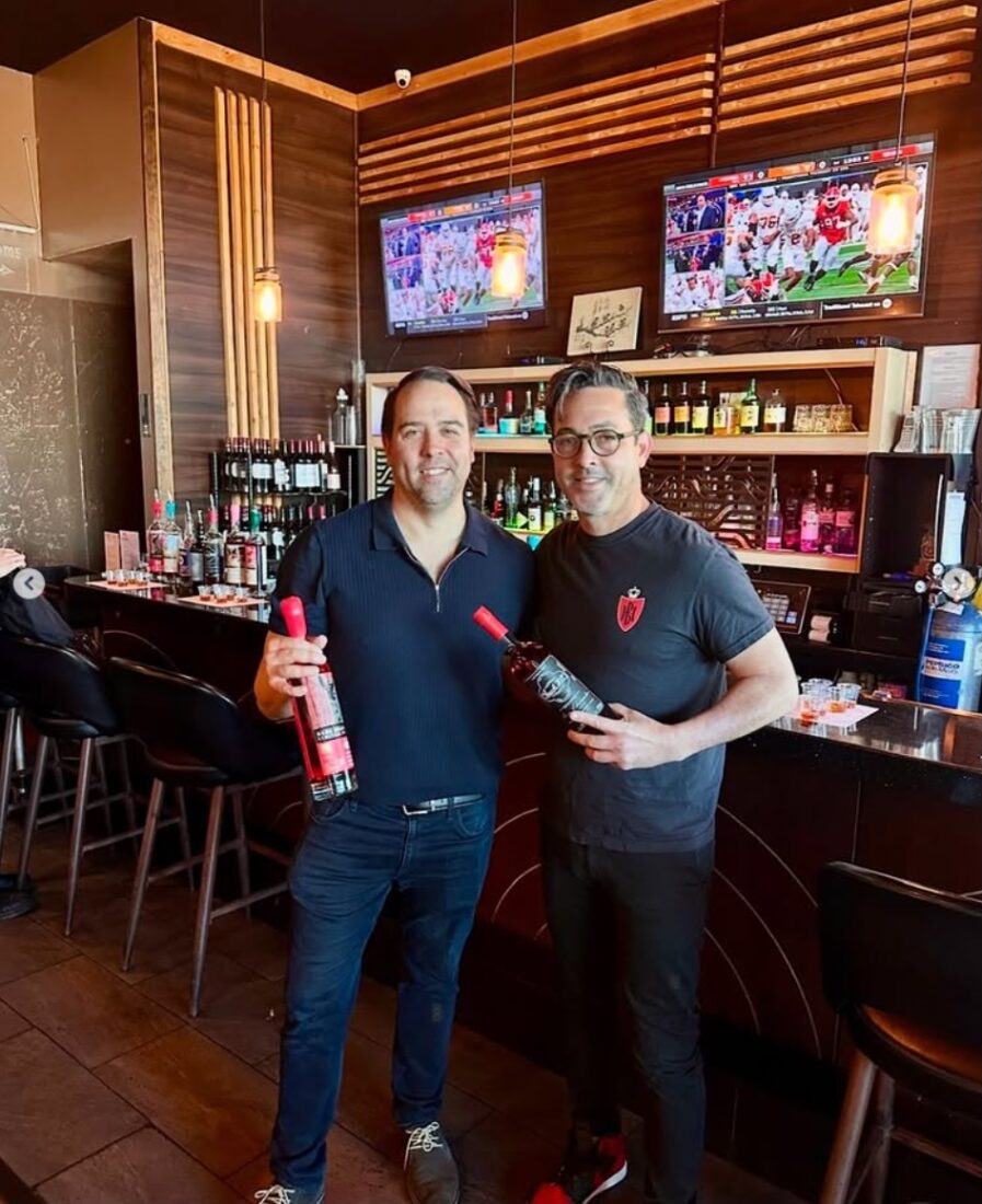 Pablo Moix and Peter Nevenglosky